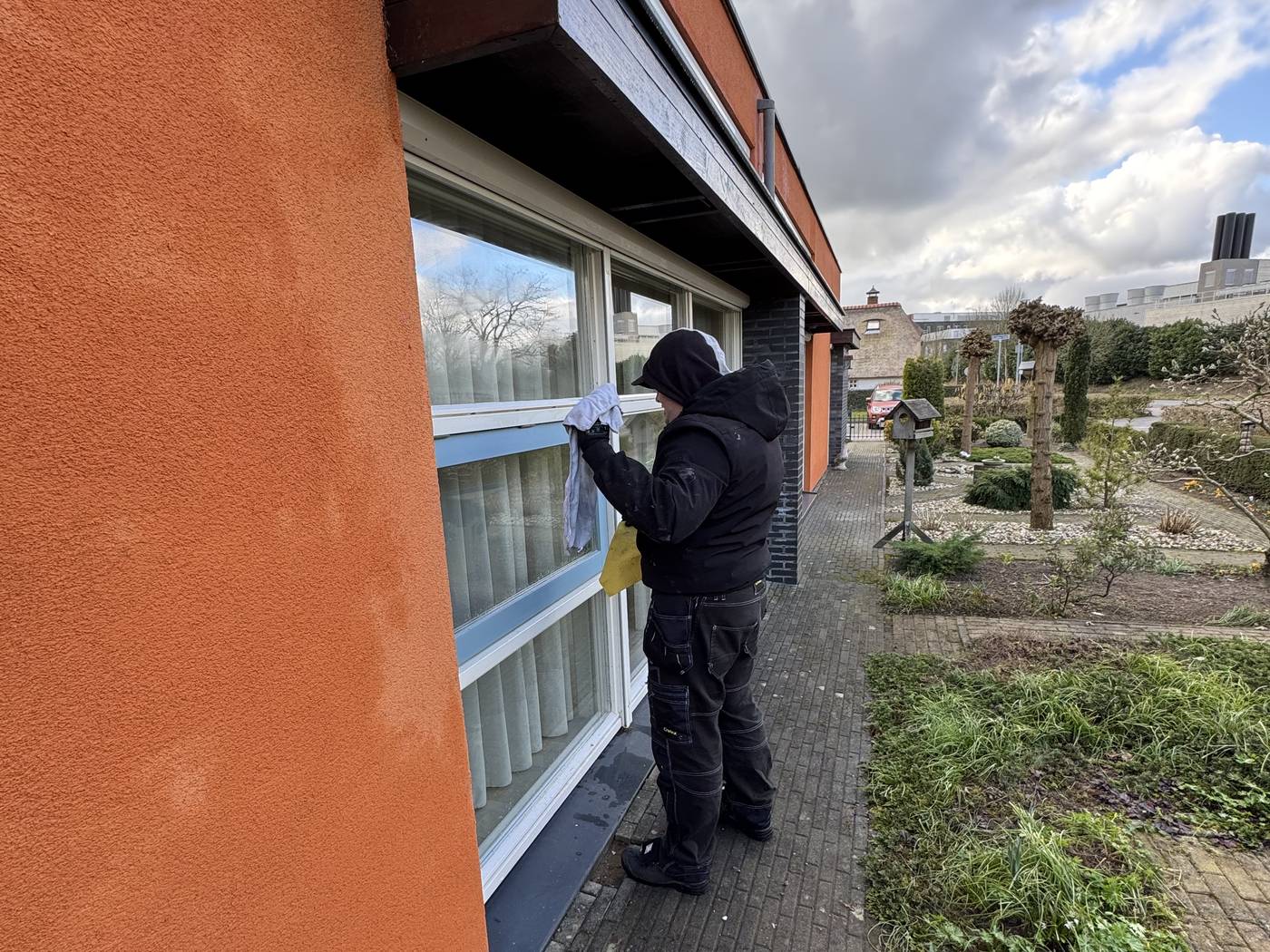 Gevelreiniging in Apeldoorn door Dakdekker Specialist Apeldoorn